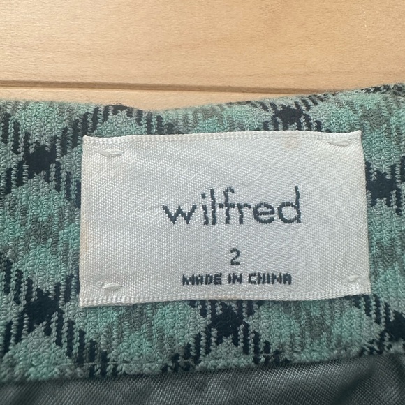 Aritzia Wilfred Classic Plaid Skirt - Picture 3 of 3